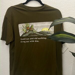 Brown Graphic T-Shirt with Frog Design